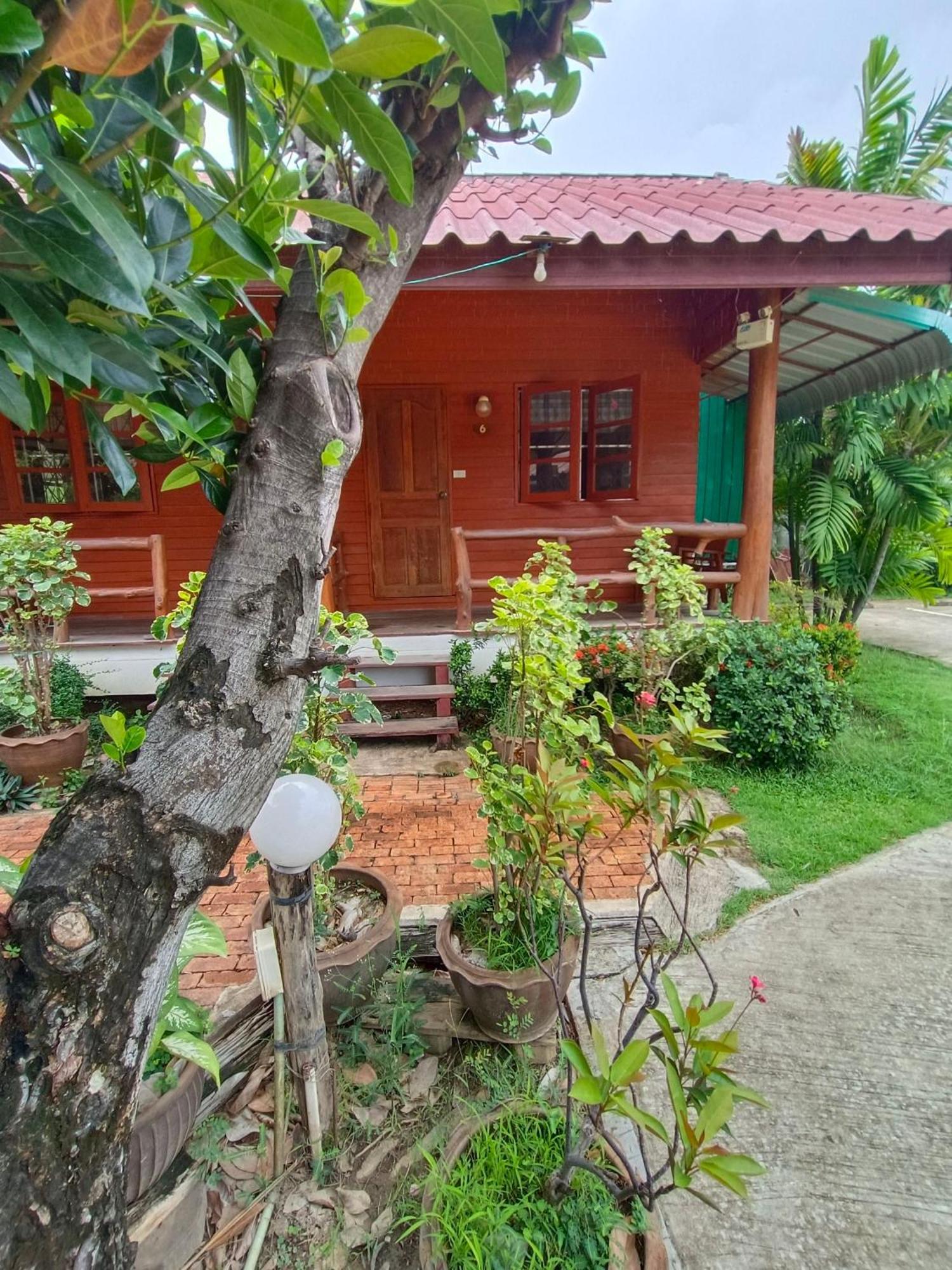 Mg Guesthouse 수코타이 외부 사진