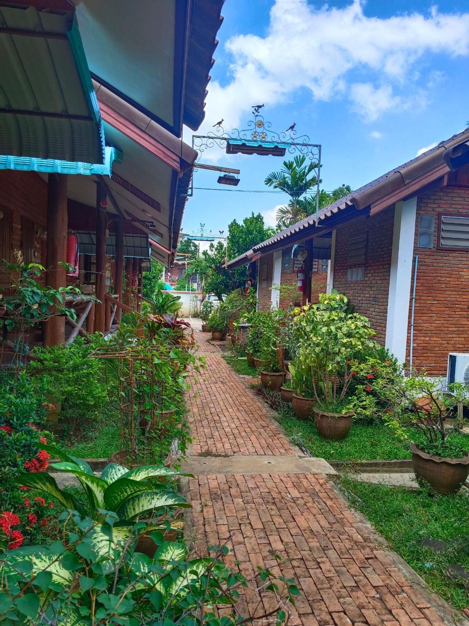 Mg Guesthouse 수코타이 외부 사진